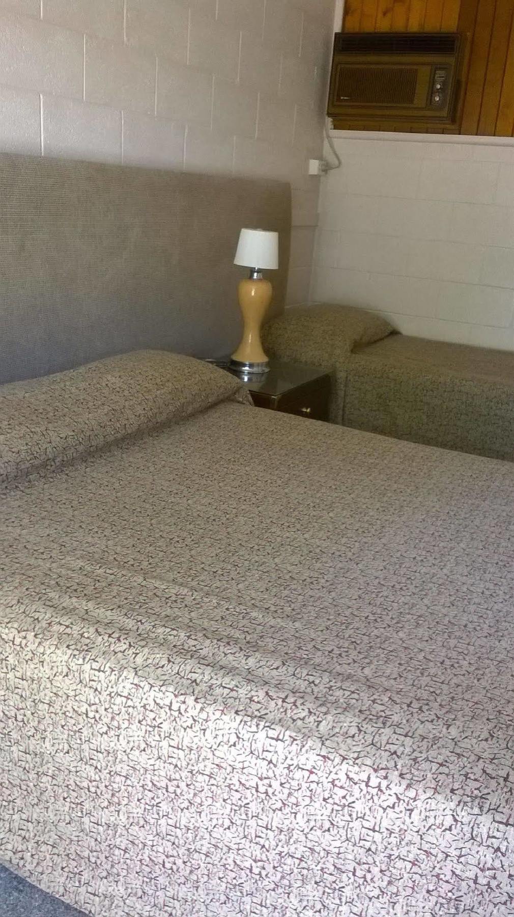 Warren Motor Inn Экстерьер фото